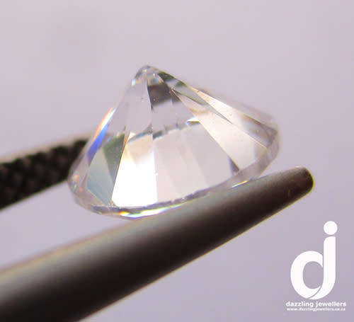 Cubic Zirconia Diamond Simulant.Round. 7mm | 2.05ct |