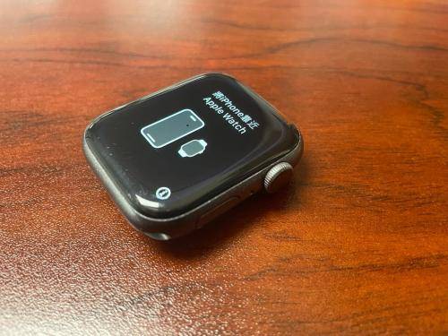 Faulty Apple Watch Series 4 | 44mm Space Gray Aluminium with Black Sport Band (GPS)