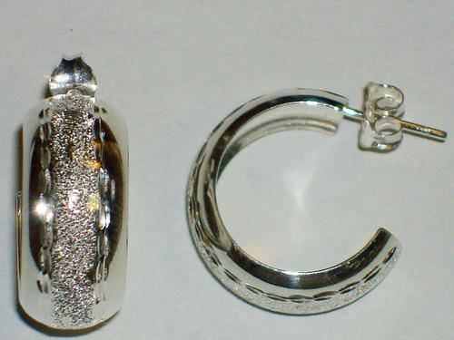Beautiful Solid Sterling Designer Hoop