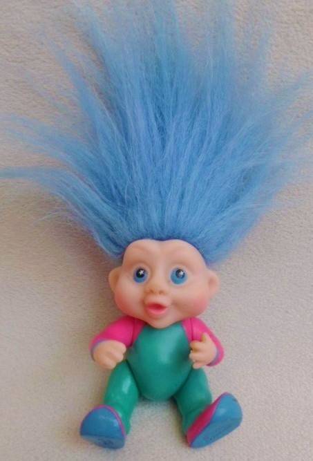 A RATHER RARE AND DIFFERENT 'APPLAUSE' TROLL!!