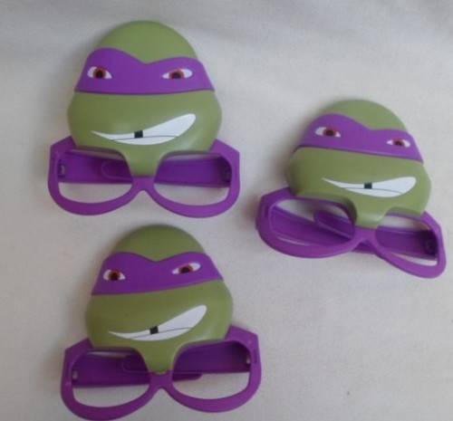 THREE CUTE FIRM PLASTIC NICKELODEON TEENAGE MUTANT TURTLE MASKS TO MAKE THE GAME MORE REAL!!