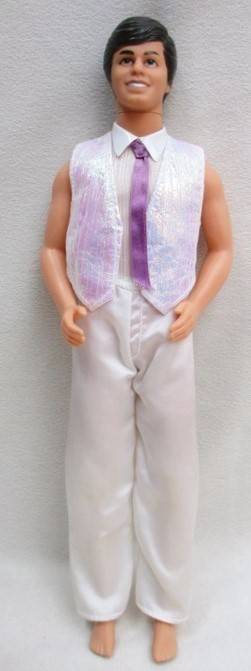A 1980's/90's KEN DOLL - BARBIE'S BOYFRIEND!!