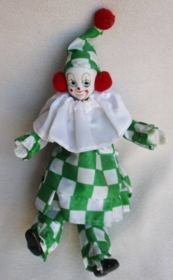 CUTE LITTLE PORCELAIN CLOWN!!