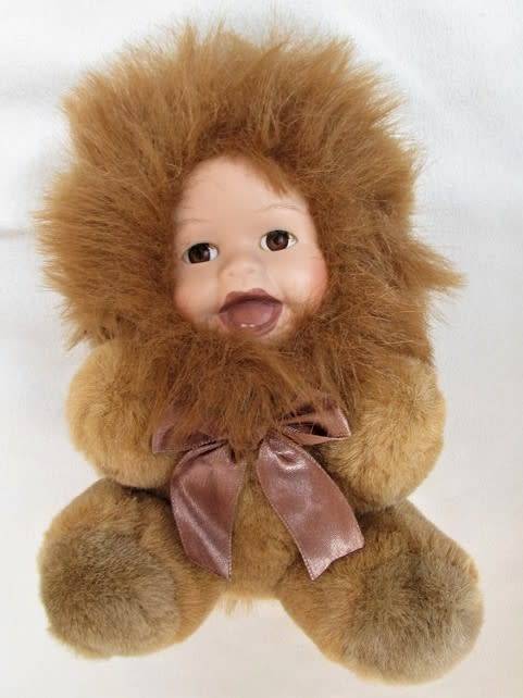 SWEET VINTAGE ANNE GEDDES-LIKE DOLL IN LION COSTUME WITH PORCELAIN FACE!!