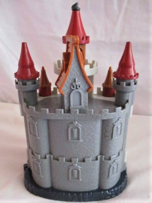 BLUE BOX TOYS - MEDIEVAL CASTLE