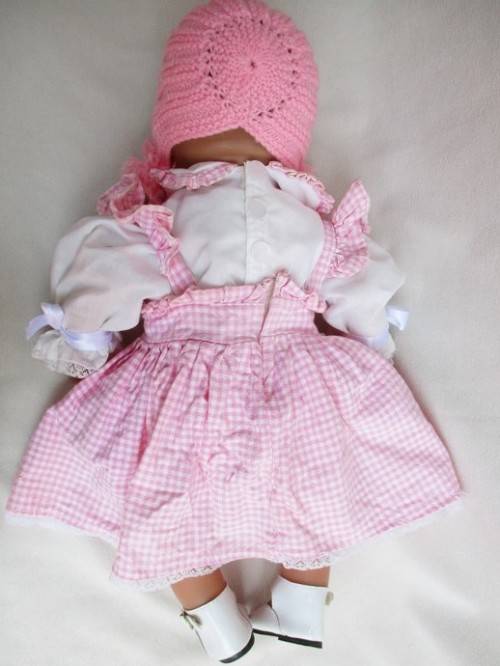 A VERY COLLECTABLE 41CM TALL GERMAN LISSI BABY DOLL