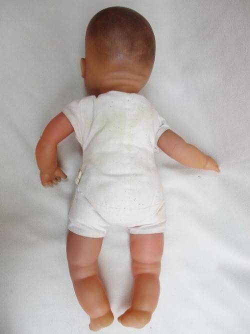 A VERY COLLECTABLE 41CM TALL GERMAN LISSI BABY DOLL