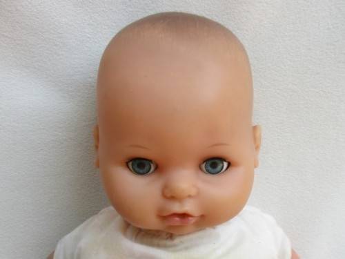 A VERY COLLECTABLE 41CM TALL GERMAN LISSI BABY DOLL