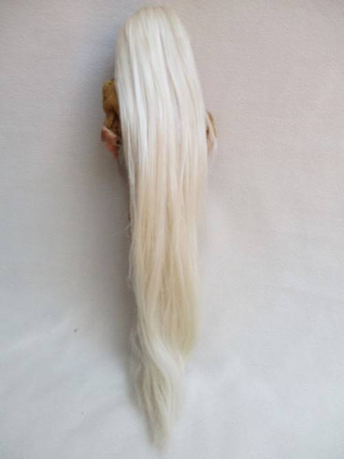 STUNNING BARBIE FIND - A 1995 JEWEL HAIR BARBIE WITH THE LONGEST HAIR EVER!!