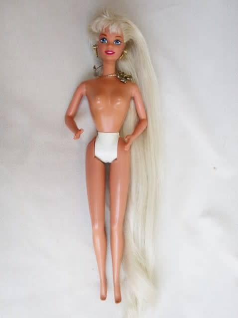 STUNNING BARBIE FIND - A 1995 JEWEL HAIR BARBIE WITH THE LONGEST HAIR EVER!!