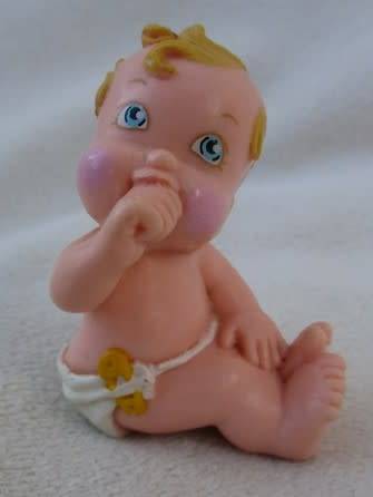 CUTE MAGIC DIAPER BABY SUCKING HIS THUMB