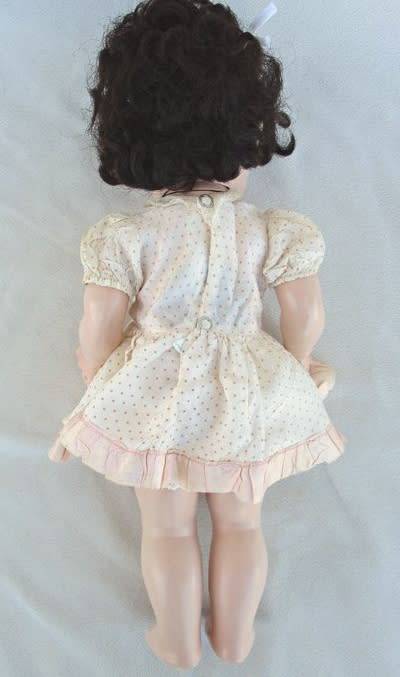 VINTAGE PEDIGREE 'BRIGHTON BELLE' WALKIE TALKIE DOLL  - HEAD AND EYES MOVE FROM SIDE TO SIDE!