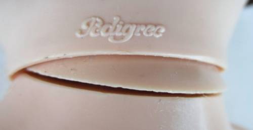 VINTAGE PEDIGREE 'BRIGHTON BELLE' WALKIE TALKIE DOLL  - HEAD AND EYES MOVE FROM SIDE TO SIDE!