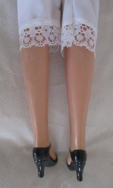 EXQUISITE VINTAGE ART DECO NOUVELLE VOGUE FLAPPER DOLL BY Z & Z - 61CM TALL - VINYL (NOT PORCELAIN)