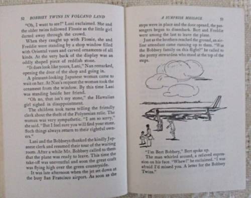 1961 HARDCOVER - THE BOBBSEY TWINS IN VOLCANO LAND BY LAURA LEE HOPE!!