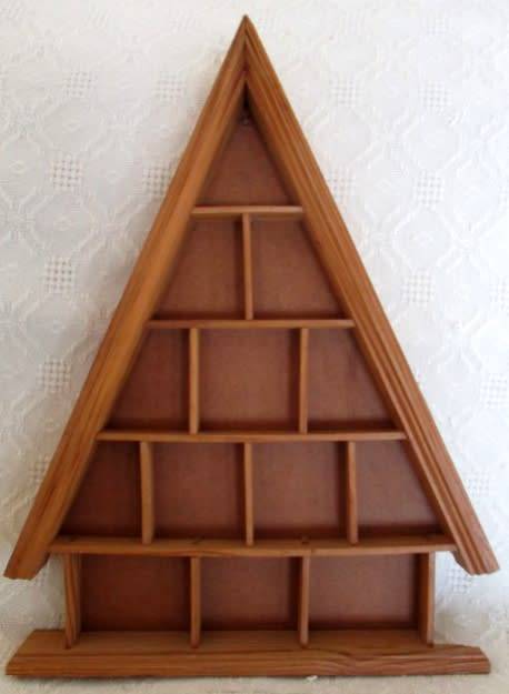 CUTE STAND DISPLAYING 15 COLLECTABLE SMALL DOGS