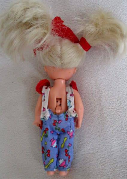 BARBIE'S LITTLE SISTER - 1994 MATTEL KELLY/SHELLEY DOLL IN ORIGINAL OUTFIT!