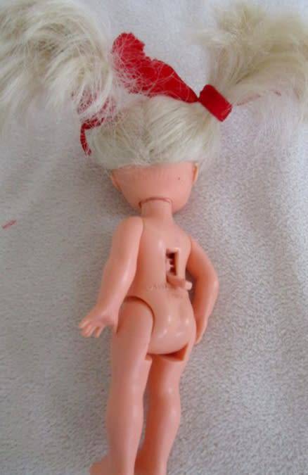 BARBIE'S LITTLE SISTER - 1994 MATTEL KELLY/SHELLEY DOLL IN ORIGINAL OUTFIT!