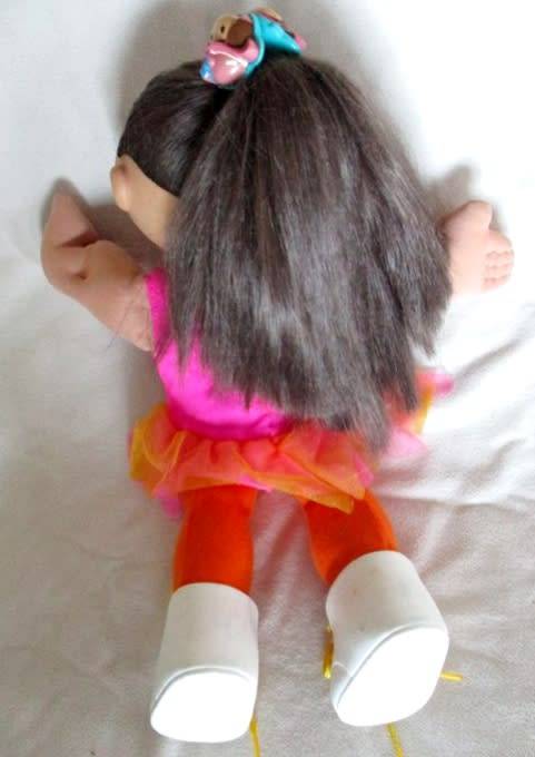 A LARGE 38CM TALL CABBAGE PATCH DOLL IN GREAT CONDITION AND IN ORIGINAL OUTFIT!!