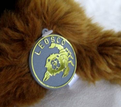 A CUTE FLUFFY LEOSCO KITTY CAT IN GREAT CONDITION WITH ORIGINAL MEDALLION AND LABEL