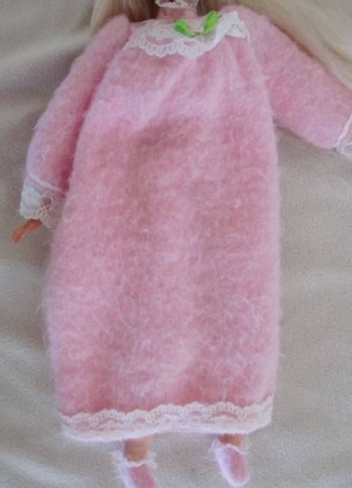 RARE AND UNUSUAL 1990's SOFT BODY (CLOTH) REAL MATTEL BARBIE TO ADD TO YOUR COLLECTION!