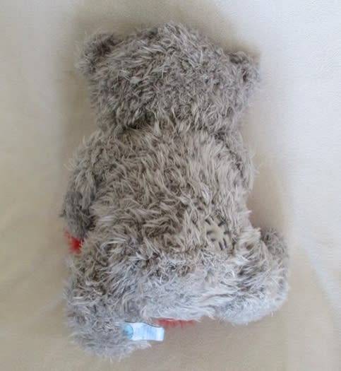 A LARGER TATTY TEDDY  (ME TO YOU) - HOLDING A PRETTY 'I LOVE YOU' PILLOW