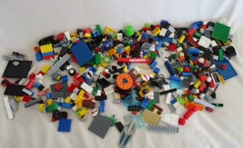 BARGAIN TIME! - LOT 3 - WELL OVER 500 PIECES OF REAL LEGO!!