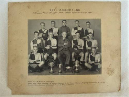 FOR DAMIENCOLL ONLY - 1947 - A VINTAGE PHOTOGRAPH OF THE K.R.C. SOCCER CLUB - FIRST LEAGUE WINNERS