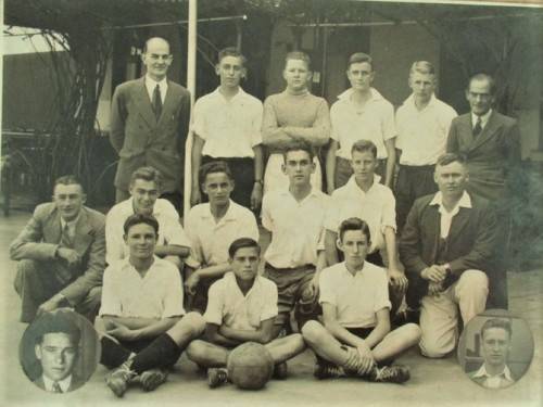 FOR DAMIENCOLL ONLY - 1942 - A VINTAGE PHOTOGRAPH OF THE O.F.S & B. FOOTBALL ASSOCIATION