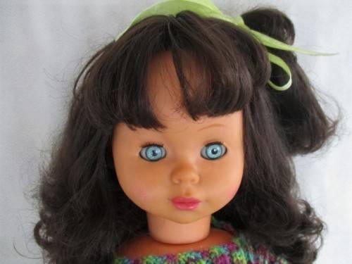 A STUNNING LARGE VINTAGE 51CM TALL DOLL