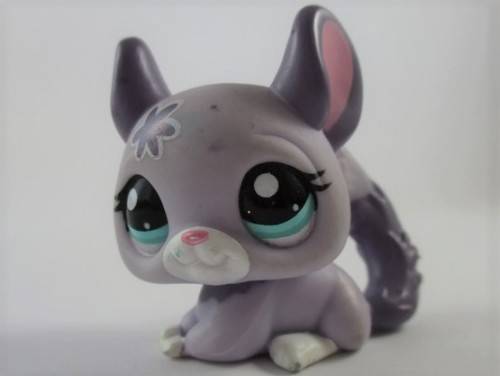 NO.26 - HASBRO LITTLEST PET SHOP - CHINCHILLA