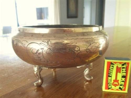 TWO VINTAGE CHINESE FOOTED (ELEPHANT HEADS) SOLID BRASS BOWLS WITH DRAGON MOTIF - SIGNED ON BASE