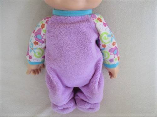ADORABLE 2009 HASBRO BABY ALIVE DOLL - BOUNCES AND GIGGLES