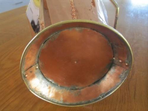 A LARGE VINTAGE SOLID COPPER AND BRASS BUCKET PLANTER - GREAT FOR A LARGE BUNCH OF FLOWERS TOO!!