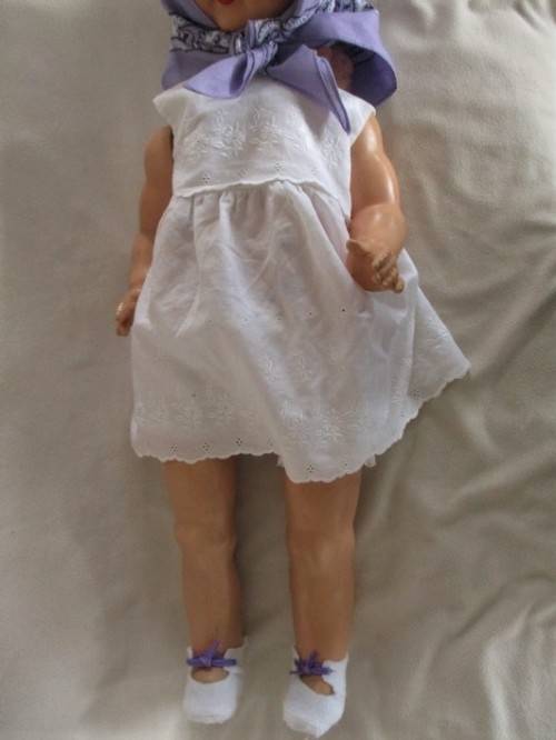 VERY LARGE 67CM TALL ANTIQUE COMPOSITION DOLL WITH RARE WIND-UP CRIER/TALKER MARKED "40" BEHIND HEAD