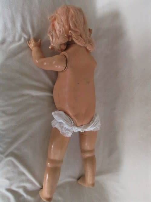 VERY LARGE 67CM TALL ANTIQUE COMPOSITION DOLL WITH RARE WIND-UP CRIER/TALKER MARKED "40" BEHIND HEAD