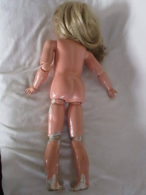 ANTIQUE 58CM TALL GERMAN? DOLL WITH BISQUE HEAD, COMPOSITION BODY, BALL JOINTED ELBOWS AND KNEES!!