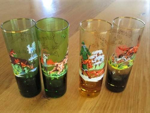 SET OF 4 VINTAGE SPANISH LONG SHOT GLASSES DEPICTING DIFFERENT HUNTING SCENES  FROM SA DA BANDEIRA