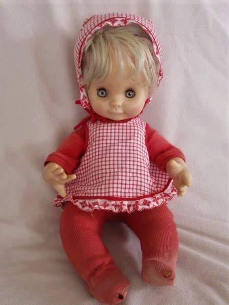 EXTREMELY RARE VINTAGE RATTI, ITALY BABY DOLL WITH POSEABLE FOAM BODY AND THE CUTEST FACE