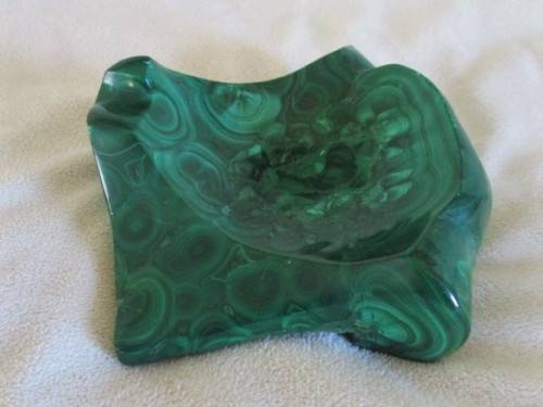 TWO BEAUTIFUL MALACHITE EGGS IN MALACHITE "NEST"