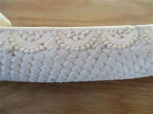 ANTIQUE 1800's CANTON DRAGON BOAT CARVED FROM A SOLID PIECE OF IVORY - INCOMPLETE