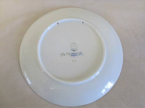 LOVELY LARGE ROYAL COPENHAGEN BLUE AND WHITE PORCELAIN PLATE DEPICTING DENMARK`S LITTLE MERMAID