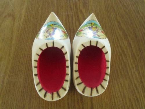 RELISTED - TWO SMALL, DECORATIVE WOODEN DUTCH CLOGS