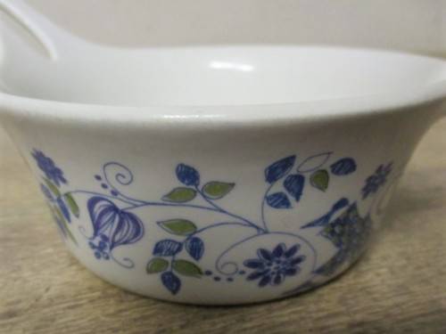 MID CENTURY  FIGGJO FLINT TURI-DESIGN SMALL CERAMIC SAUCE PAN - MADE IN NORWAY