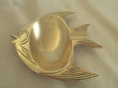 SOLID BRASS ANGEL FISH-SHAPED ASH TRAY
