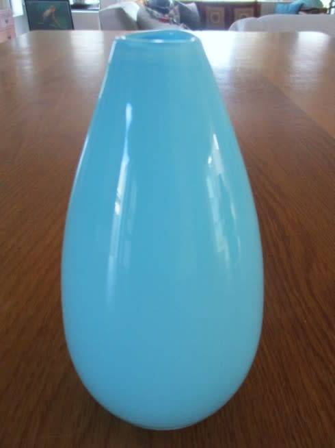 TWO VERY PRETTY  IDENTICAL TURQUOISE GLASS VASES