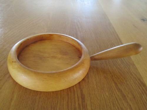 VINTAGE 1968 GENUINE YELLOWWOOD BON-BON/SNACK PLATTER WITH HANDLE