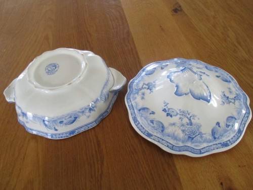 NO.1 - ANTIQUE FURNIVALS BLUE & WHITE QUAIL DESIGN TUREEN - CIRCA 1913-1921