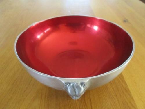LOVELY TEKE FUNCTIONAL ART FOOTED PEWTER BOWL