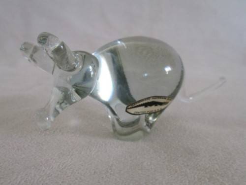 NGWENYA GLASS ANTEATER/AARDVARK -GREAT CONDITION - JUST DIFFICULT TO PHOTOGRAPH